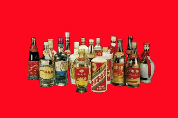 东辽县回收十八老酒.jpg
